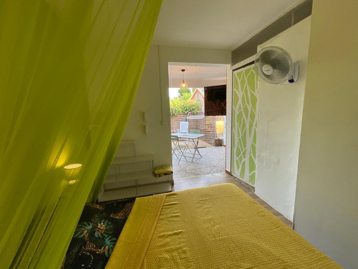 Villa Bungalows Les Vagues Abondes Sainte-Anne  Exterior foto